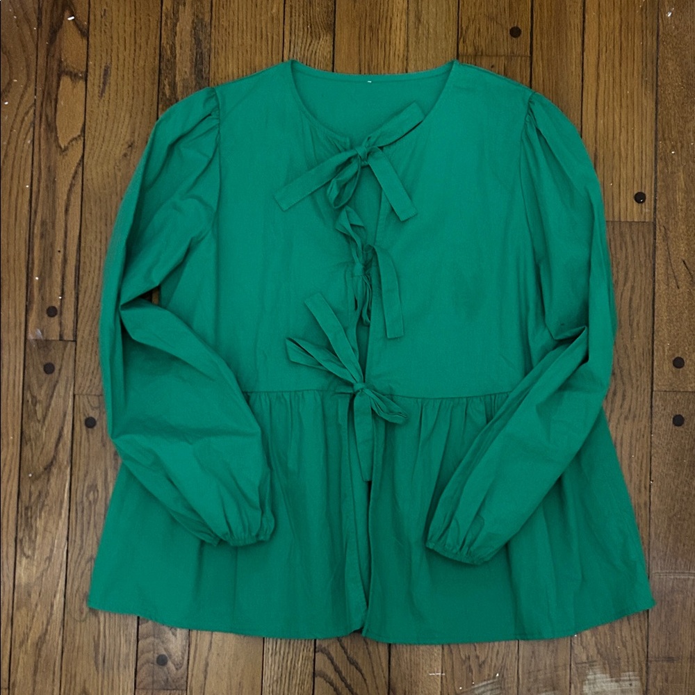 Elegant Green Women's Top
